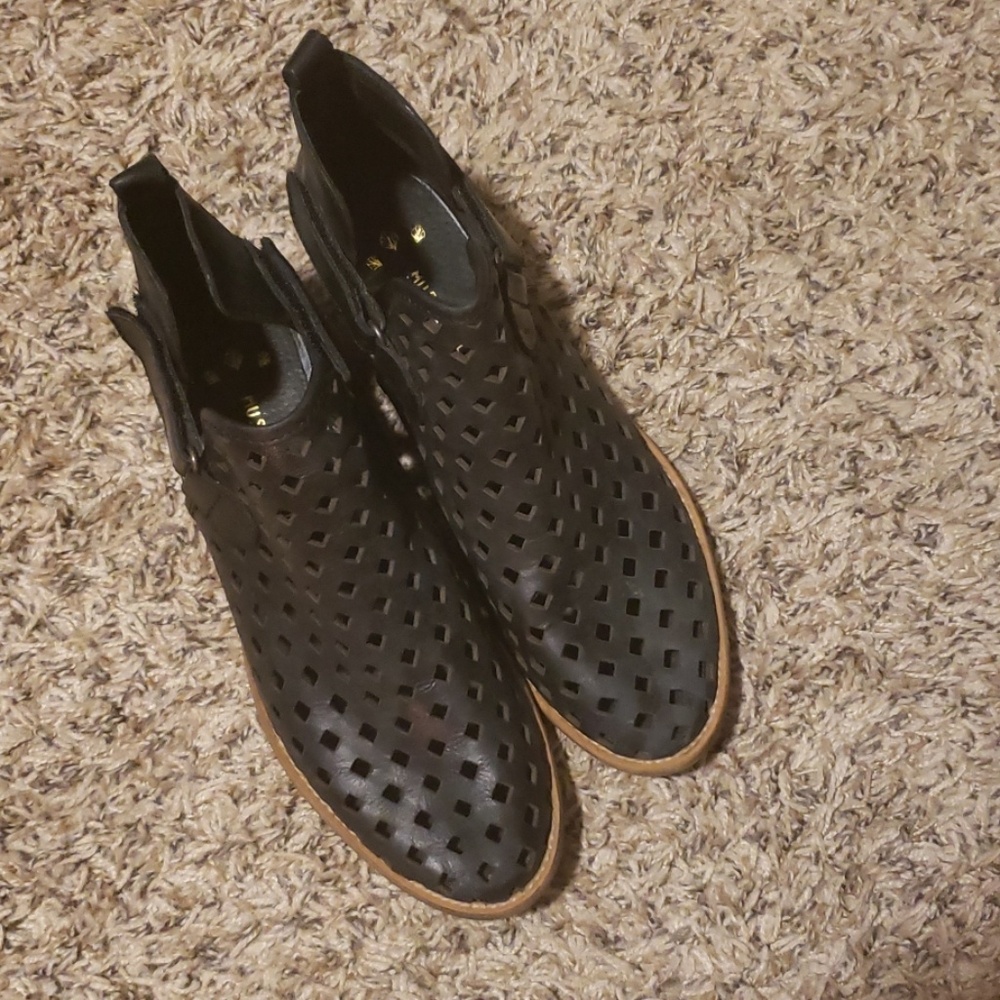 Musse&cloud boots worn once size 8